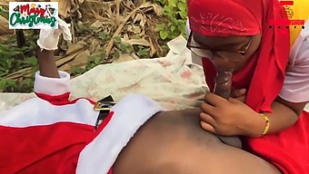 Nigerian Farm Couple'S Romantic Christmas Night. Subscribe For More Red Scenes.
