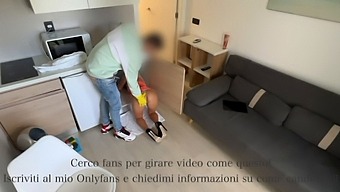 Italian Housewife'S Ass Watched By Piggy Tailor With Hidden Camera