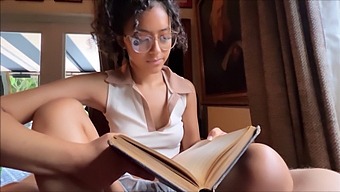 Nerdy Young Sister Explores Sexuality - Dani Diaz In Family Counseling - Alex Adams